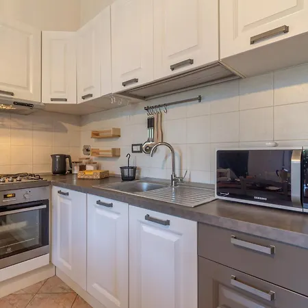 2 Steps Away From With Private Parking