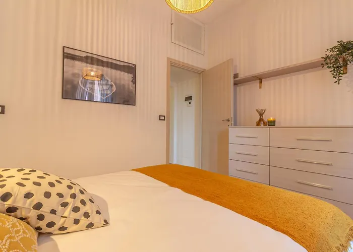 2 Steps Away From With Private Parking