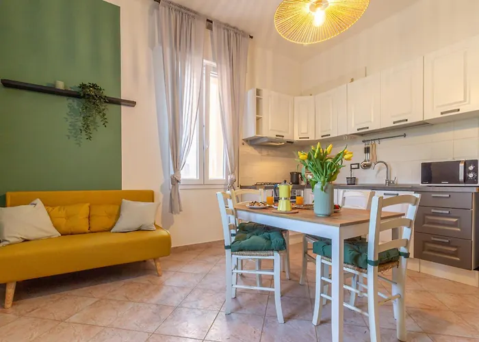 Apartmán 2 Steps Away From With Private Parking *