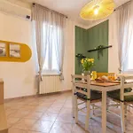 2 Steps Away From With Private Parking Apartment